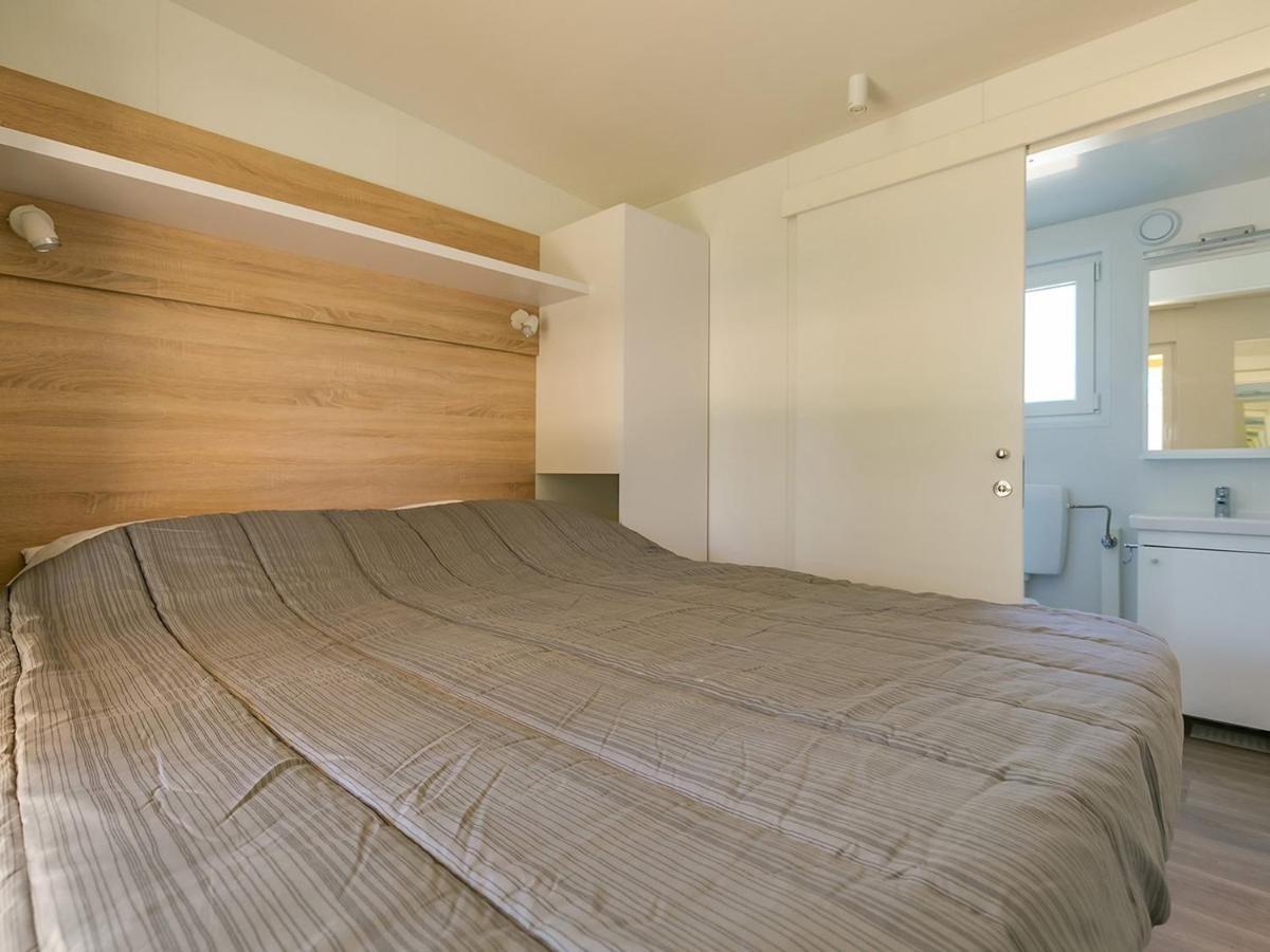 Adriamar Mobile Homes In Camping Park Umag Exteriör bild