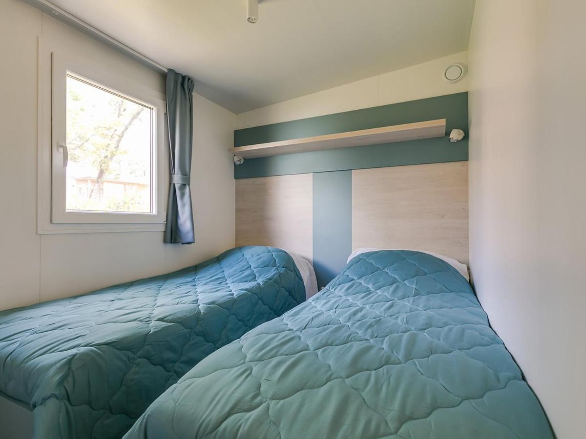 Adriamar Mobile Homes In Camping Park Umag Exteriör bild